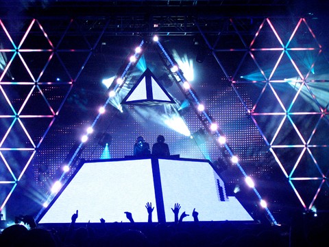 Daft Punk Illuminati Pyramid